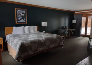 Centerstone Resort Lake-Aire hotel thumbnail 7