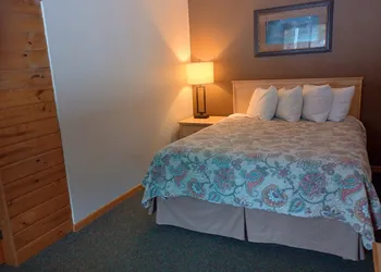 Centerstone Resort Lake-Aire hotel thumbnail 8