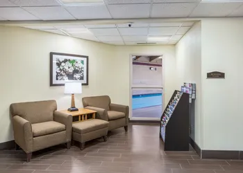 Quality Inn & Suites Lawrence - University Area hotel thumbnail 5