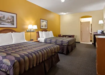 SureStay Hotel By Best Western Mission hotel thumbnail 4