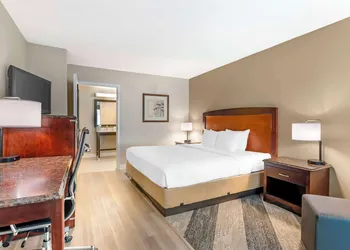 Best Western Lexington Inn hotel thumbnail 8