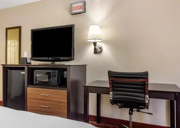 Best Western Lindale Inn hotel thumbnail 7