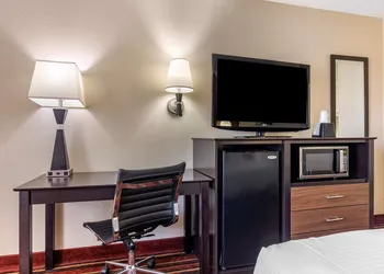Best Western Lindale Inn hotel thumbnail 8