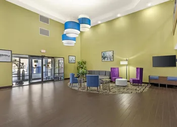 Best Western Plus McDonough Inn & Suites hotel thumbnail 2