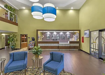 Best Western Plus McDonough Inn & Suites hotel thumbnail 3