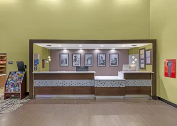 Best Western Plus McDonough Inn & Suites hotel thumbnail 5