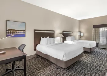 Best Western Plus McDonough Inn & Suites hotel thumbnail 6