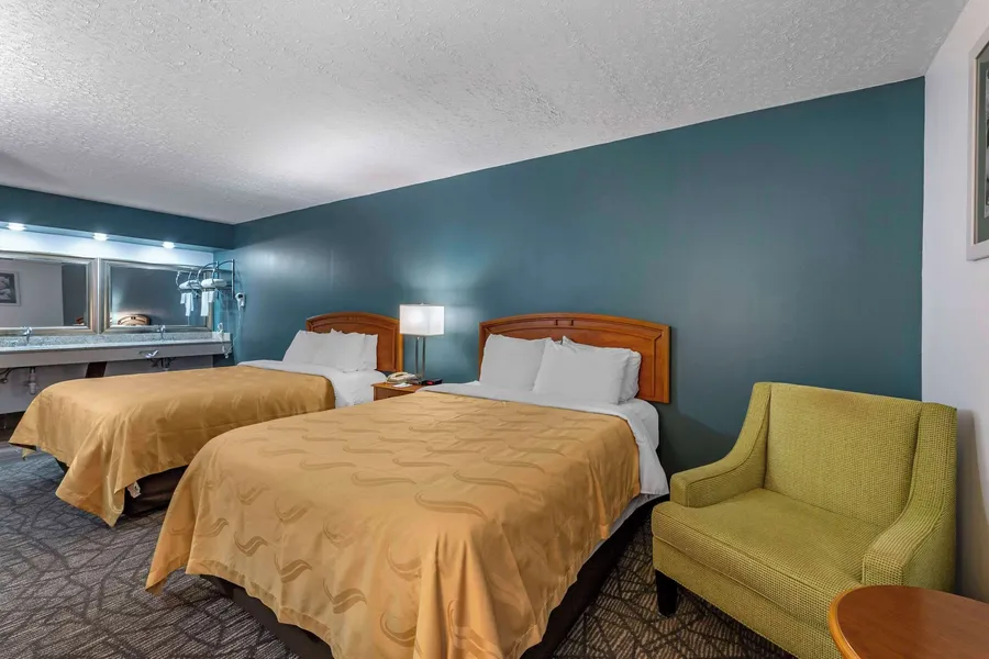 Quality Inn Austintown - Youngstown West hotel detail image 6