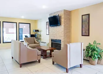 Quality Inn Monee I-57 hotel thumbnail 3