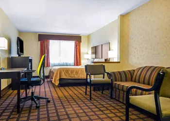 Quality Inn Monee I-57 hotel thumbnail 5