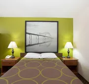 Super 8 by Wyndham Williams hotel detail image 7