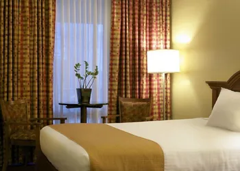 West Gate Inn Nyack hotel thumbnail 8