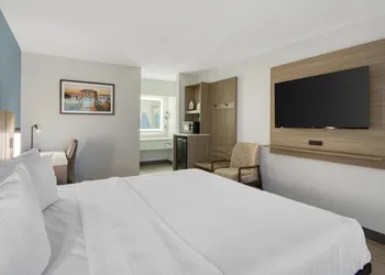 Best Western Of Walterboro hotel thumbnail 6