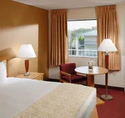 Whispering Hills Inn hotel detail image 3