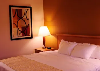 Whispering Hills Inn hotel thumbnail 7