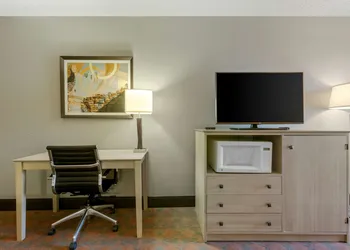 Best Western Pecos Inn hotel thumbnail 7