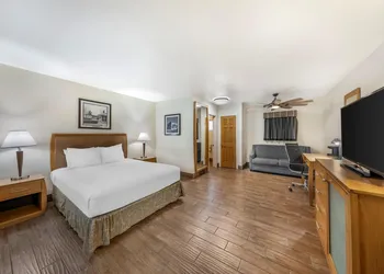 Best Western Pine Tree Motel hotel thumbnail 3
