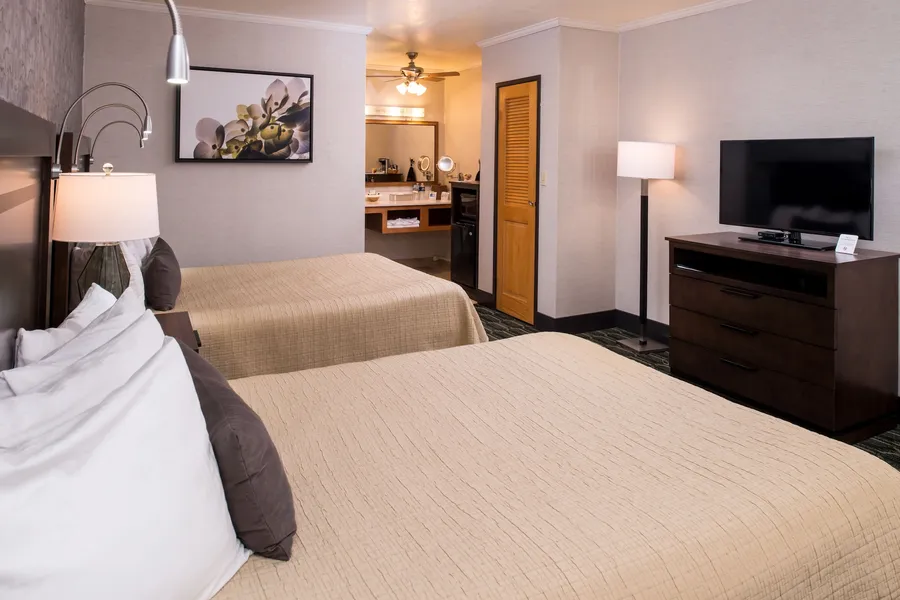 Best Western Plus Black Oak hotel detail image 6