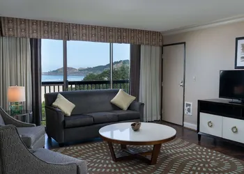 Best Western Plus Agate Beach Inn hotel thumbnail 6