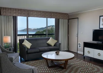 Best Western Plus Agate Beach Inn hotel thumbnail 6