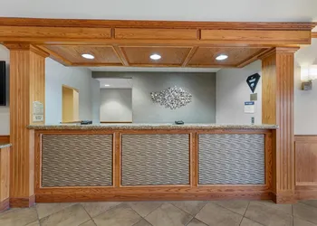 Best Western Plus Capital Inn hotel thumbnail 2