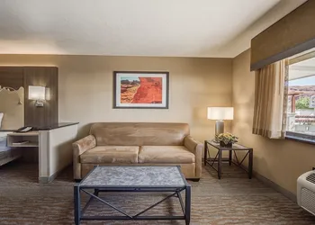 Best Western Plus Canyonlands Inn hotel thumbnail 6