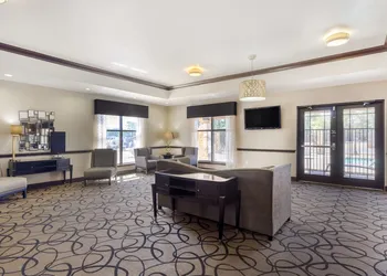 Best Western Plus Classic Inn & Suites hotel thumbnail 2