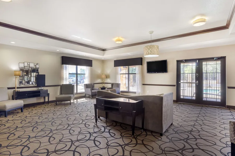 Best Western Plus Classic Inn & Suites hotel detail image 2