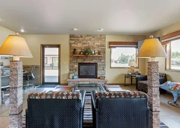 Best Western Sunset Inn hotel thumbnail 2