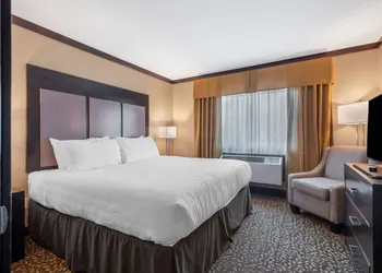 Best Western Plus Fernie Mountain Lodge hotel thumbnail 3