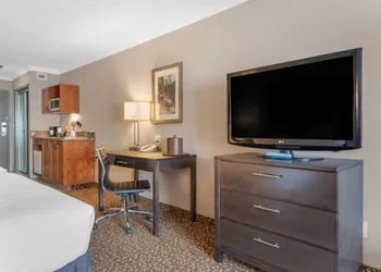 Best Western Plus Fernie Mountain Lodge hotel thumbnail 4