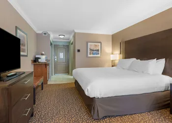 Best Western Plus Fernie Mountain Lodge hotel thumbnail 7