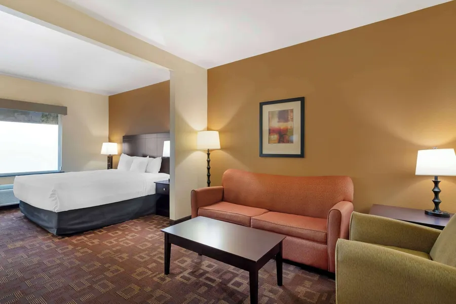 Best Western Plus Goliad Inn & Suites hotel detail image 6