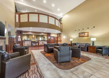 Best Western Plus Grand Island Inn & Suites hotel thumbnail 2