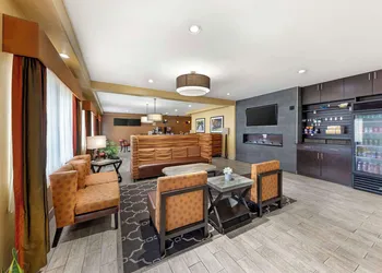 Best Western Greentree Inn & Suites hotel thumbnail 2