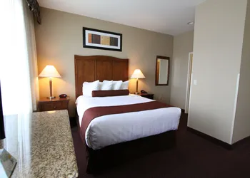 Best Western Plus Hannaford Inn & Suites hotel thumbnail 4