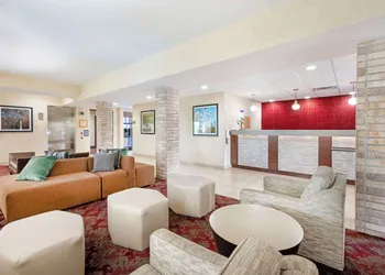 Best Western Plus Howe Inn hotel thumbnail 3