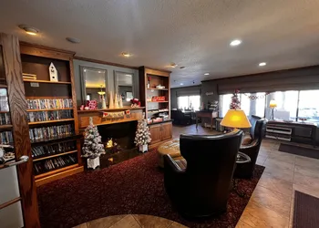 Quality Inn & Suites Detroit Lakes hotel thumbnail 2