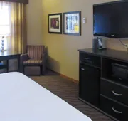 Quality Inn & Suites Detroit Lakes hotel detail image 5