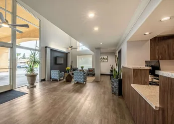 Best Western Inn & Suites Lemoore hotel thumbnail 5