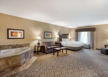 Best Western Plus Intercourse Village Inn & Suites hotel thumbnail 4