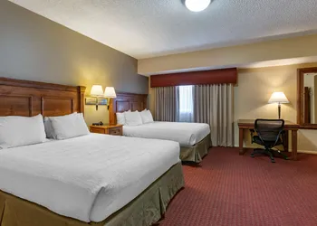 Best Western Plus King's Inn & Suites hotel thumbnail 7