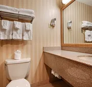 Best Western Plus Landmark Inn hotel detail image 4