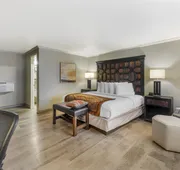Best Western Plus Weatherford hotel detail image 4