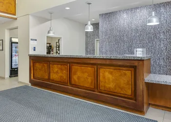 Best Western Plus Peppertree Inn At Omak hotel thumbnail 2