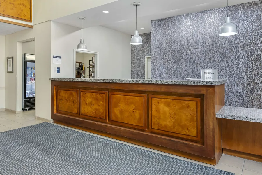 Best Western Plus Peppertree Inn At Omak hotel detail image 2