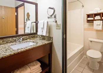 Best Western Plus Sidney Lodge hotel thumbnail 3
