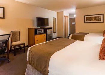 Best Western Plus Sidney Lodge hotel thumbnail 7