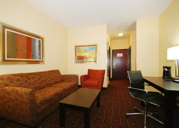 Paradise Inn & Suites hotel thumbnail 8