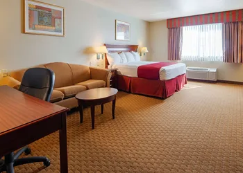 SureStay Plus Hotel by Best Western Quanah hotel thumbnail 4
